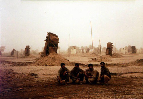 وقتی میخواستی وارد خرمشهر بشی همه جا اینطوری بود