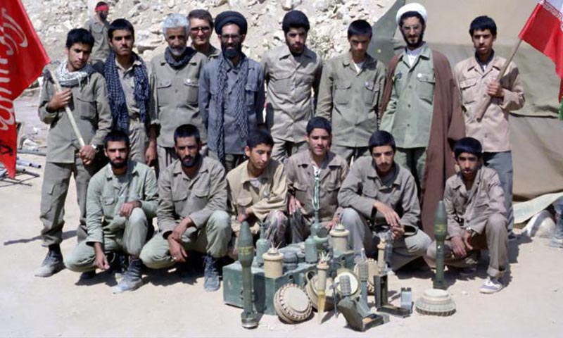 رزمندگان تخریب لشکر 10 قبل از عملیات والفجر 2