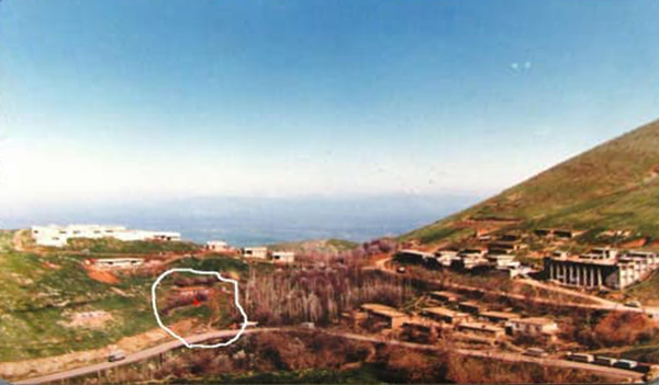 جانماز ها کنار هم در یک ردیف پهن شده بود