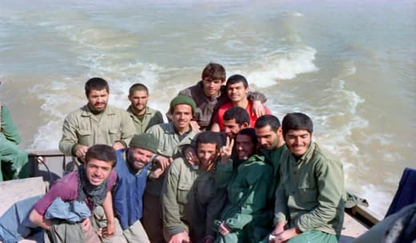 در جمع بچه های تخریب رودخانه کارون