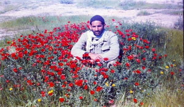 پیر مرد خودتی ، پیر مرد باباته