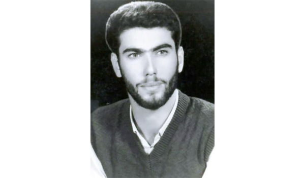 شهید داریوش رستگار مسوول بهداری تخریب