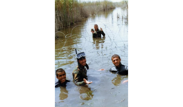 فوق العاده پر تحرک و شلوغ